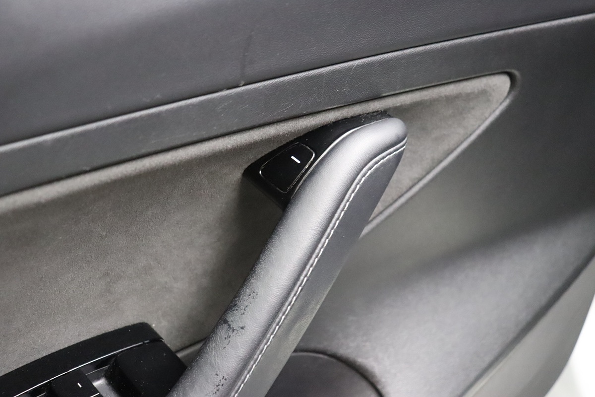 2020 Tesla Model 3 Long Range photo 30