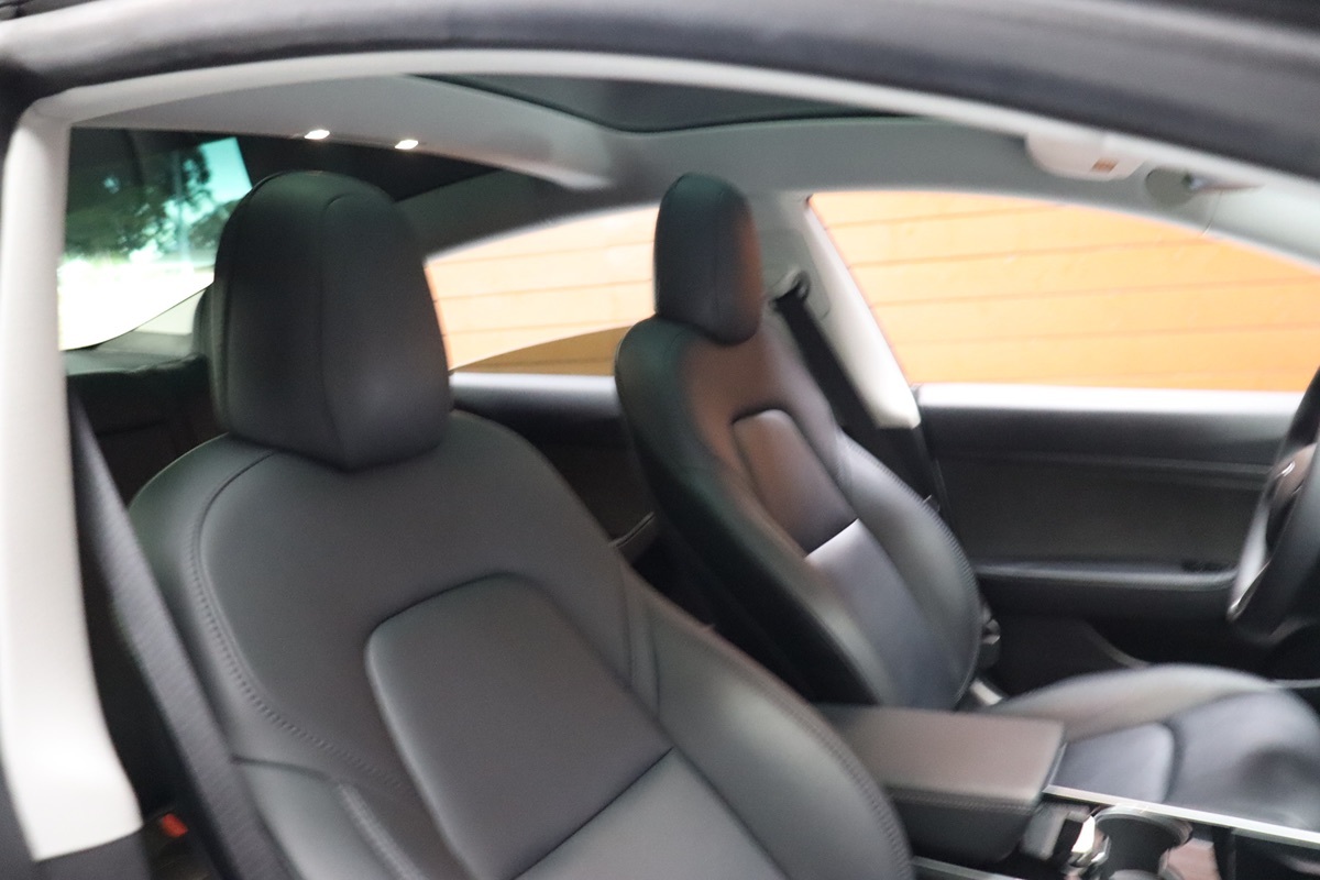 2020 Tesla Model 3 Long Range photo 53