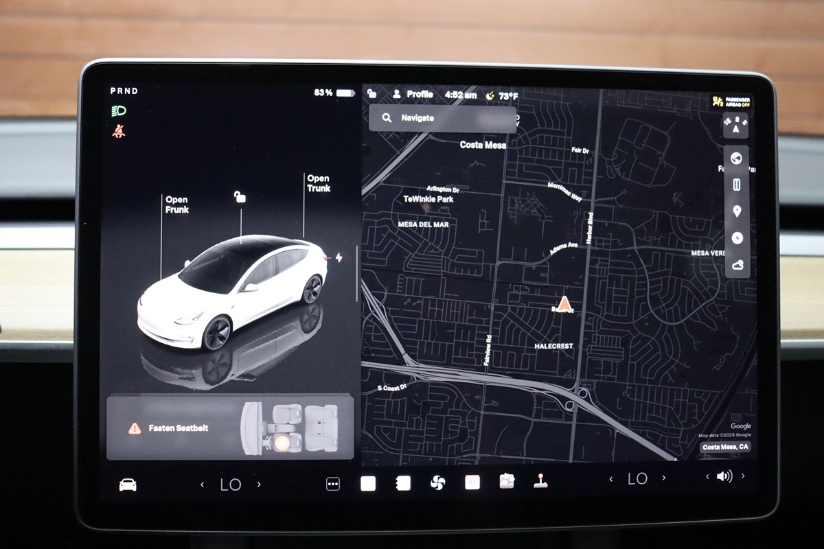 2023 Tesla Model 3 photo 10