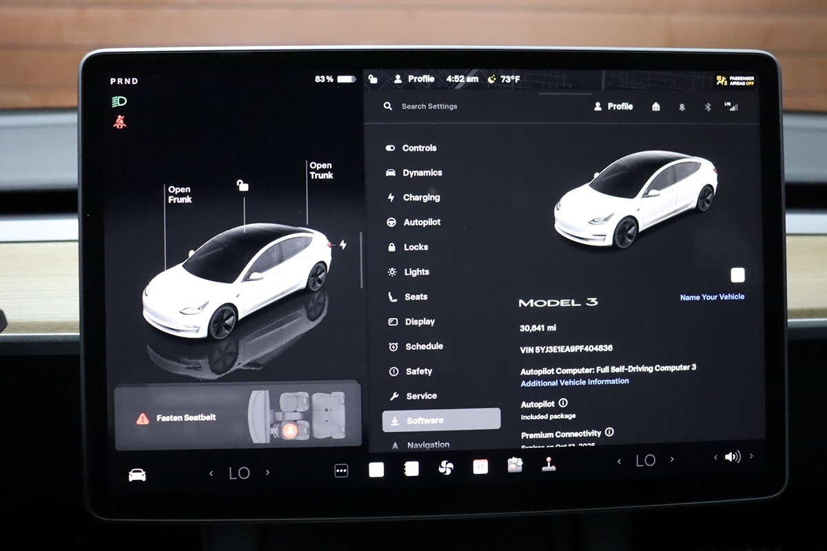 2023 Tesla Model 3 photo 12