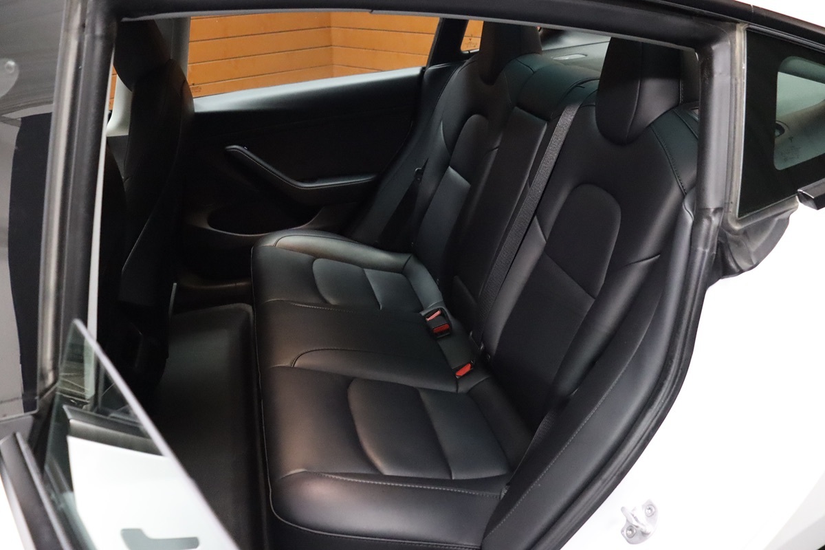 2023 Tesla Model 3 photo 25