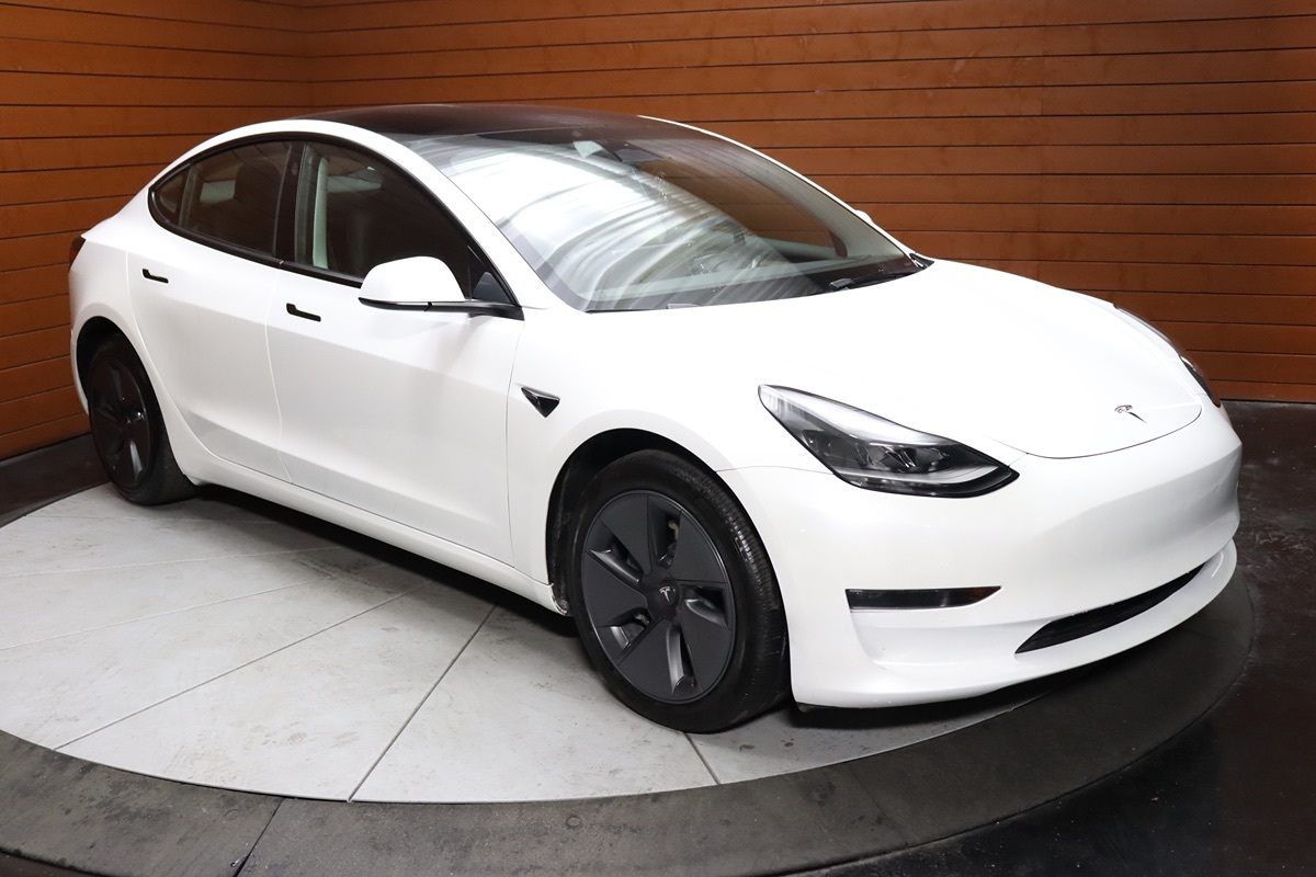2023 Tesla Model 3 photo 55