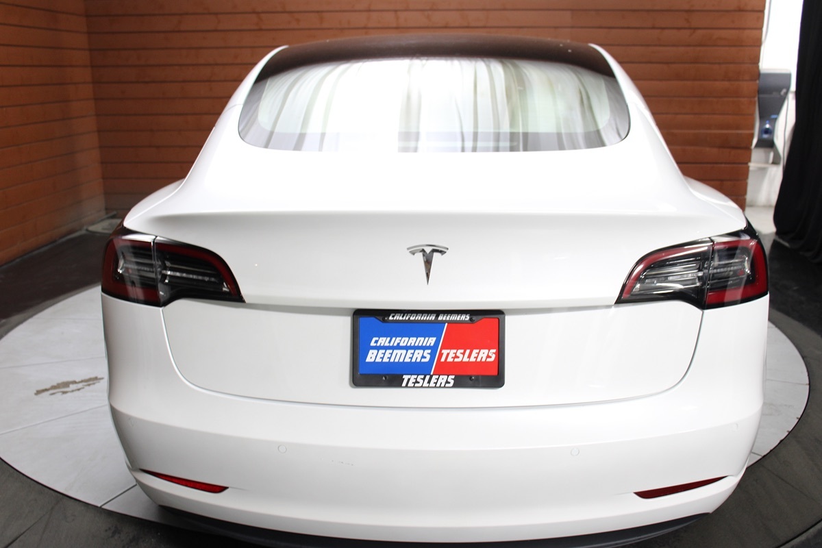 2022 Tesla Model 3 photo 11