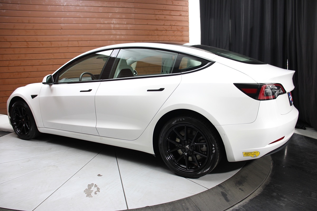 2022 Tesla Model 3 photo 8