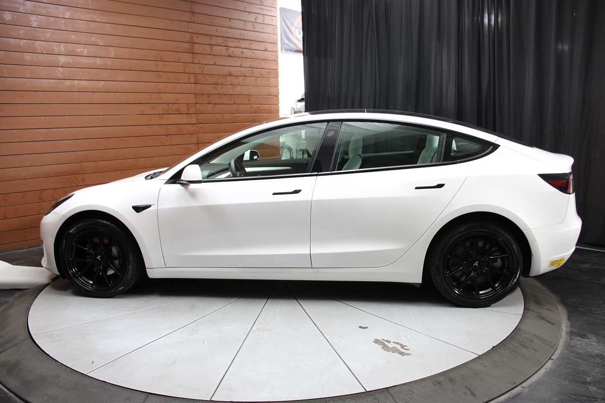 2022 Tesla Model 3 photo 7