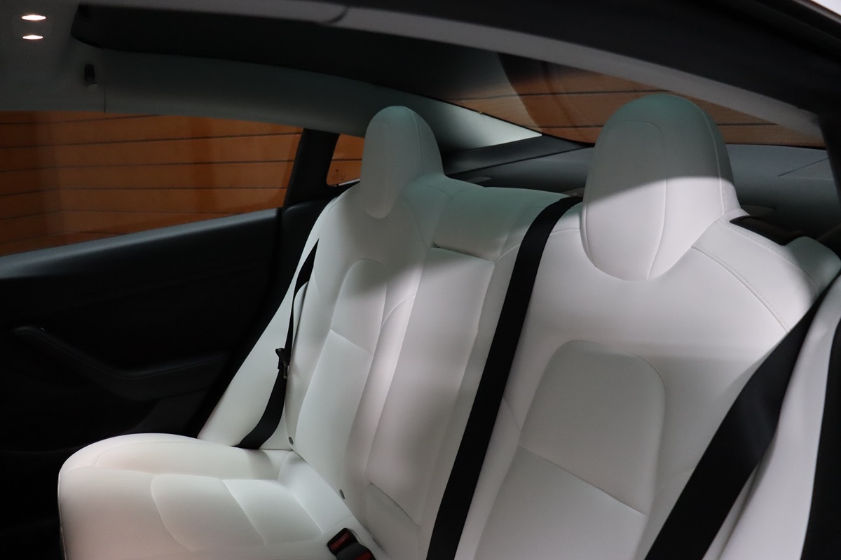 2022 Tesla Model 3 photo 35