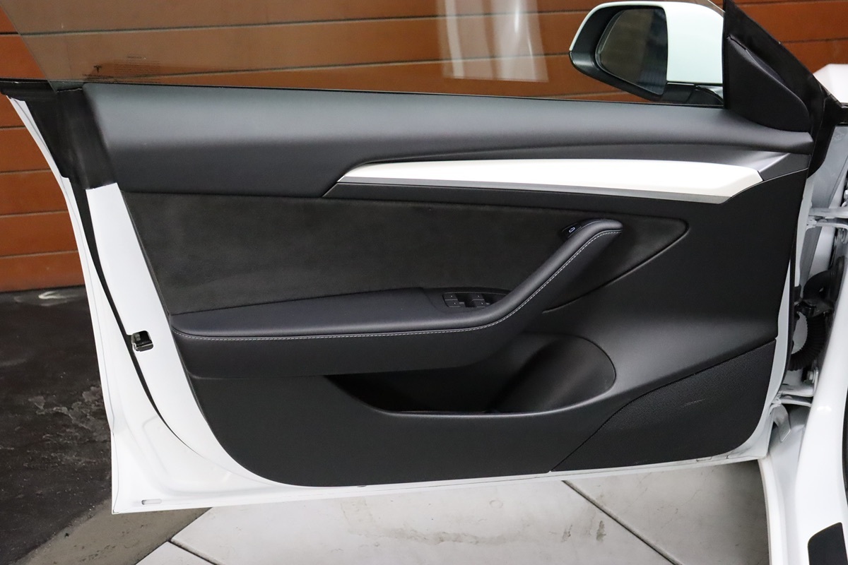 2022 Tesla Model 3 photo 37