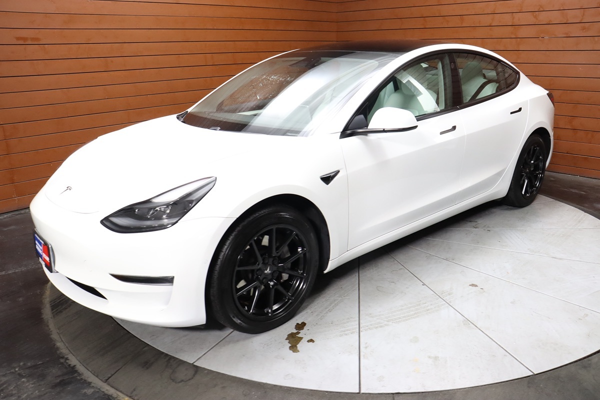 2022 Tesla Model 3 photo 6