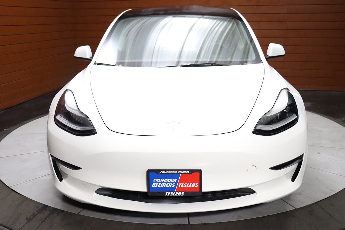 2022 Tesla Model 3 photo 2