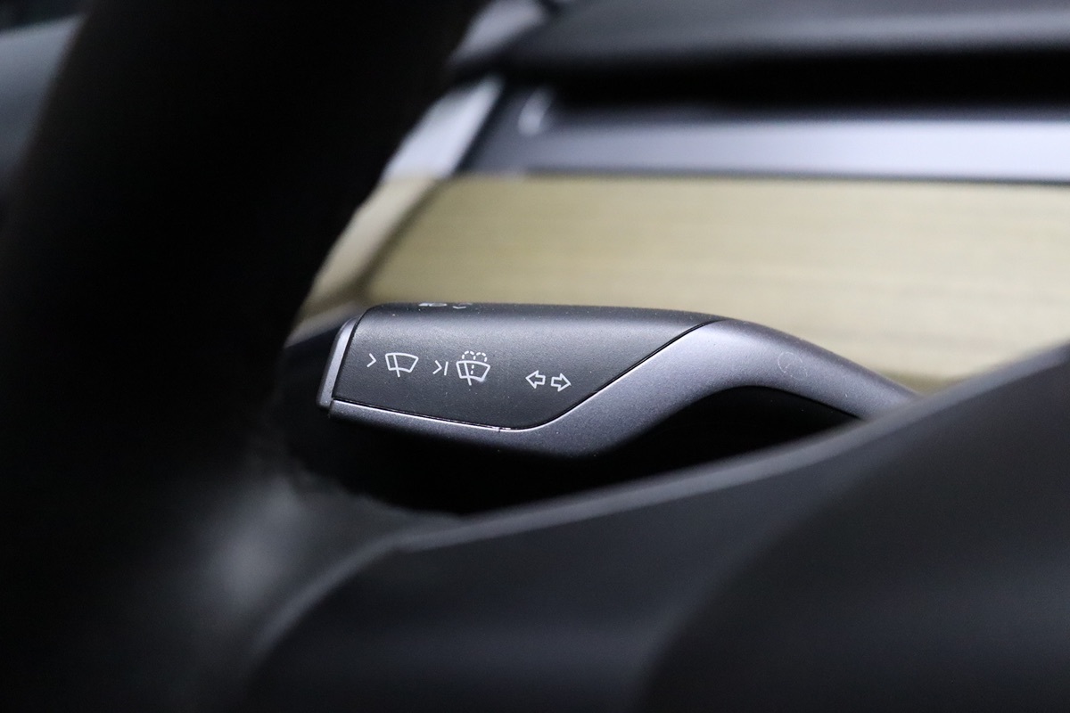 2022 Tesla Model 3 Long Range photo 40