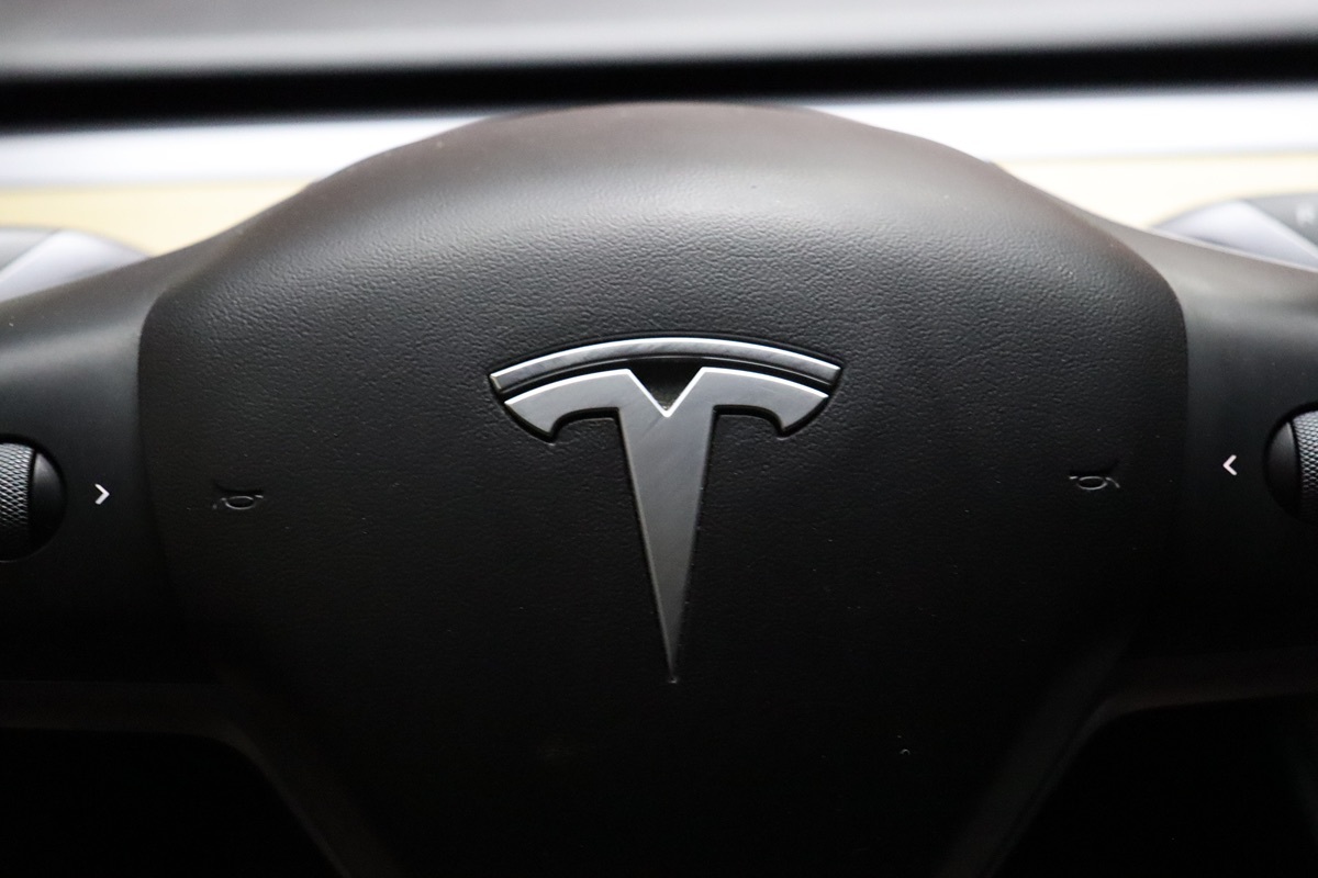 2022 Tesla Model 3 Long Range photo 42