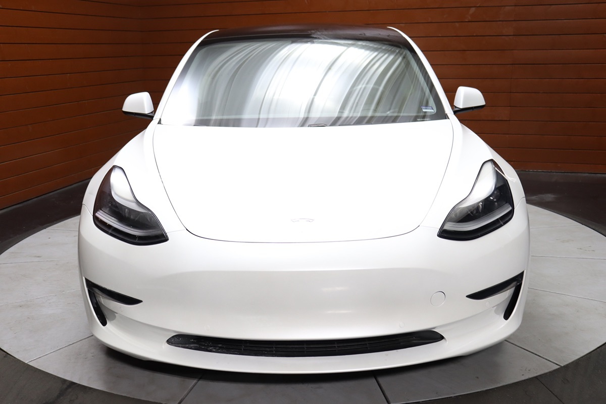 2022 Tesla Model 3 Long Range photo 2