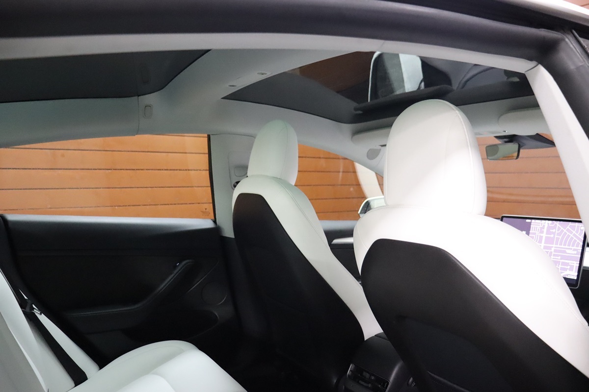 2022 Tesla Model 3 photo 54