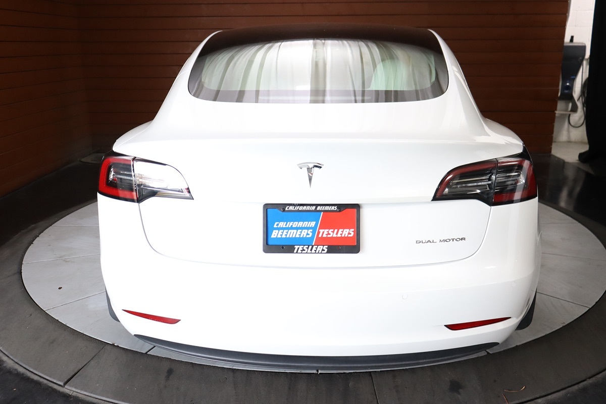 2020 Tesla Model 3 Long Range photo 8