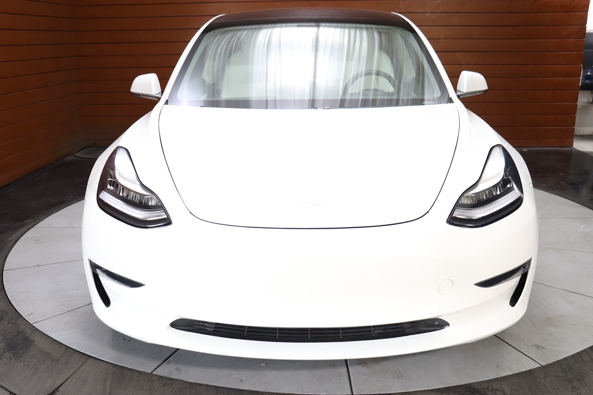 2020 Tesla Model 3 Long Range photo 2