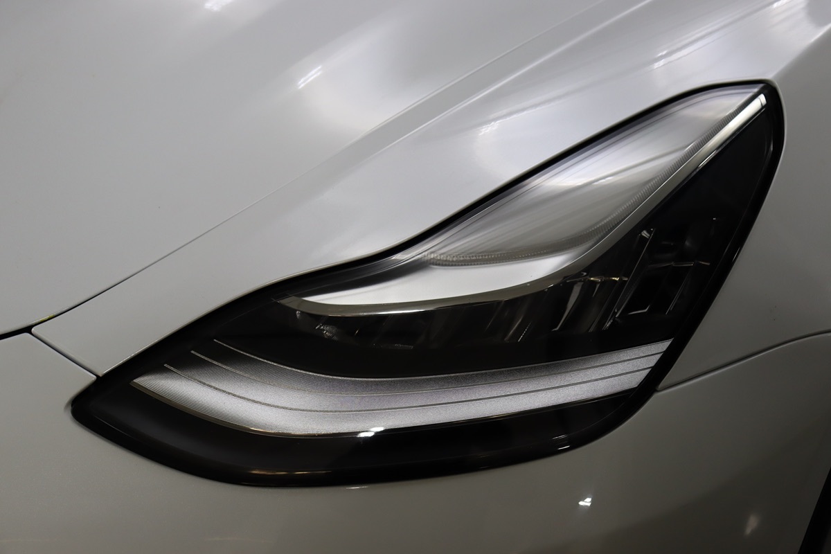 2020 Tesla Model 3 Long Range photo 4