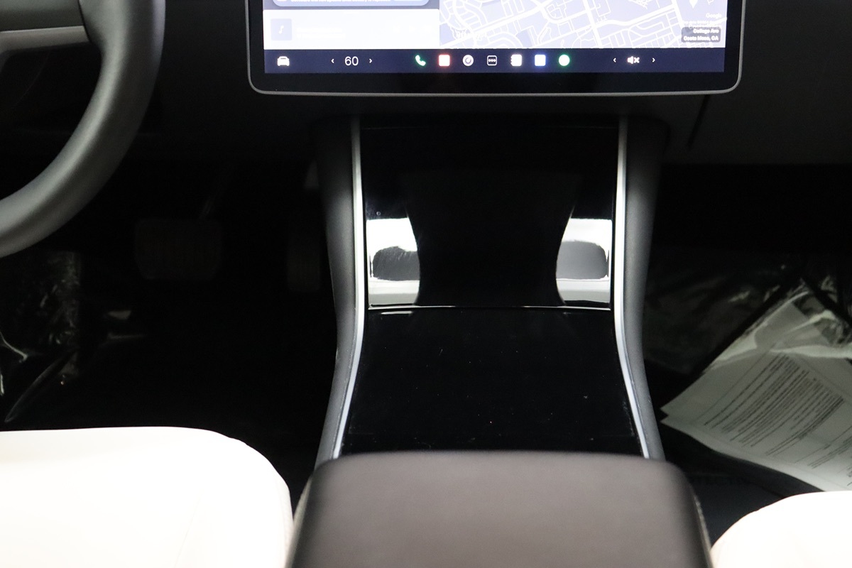 2020 Tesla Model 3 Long Range photo 32