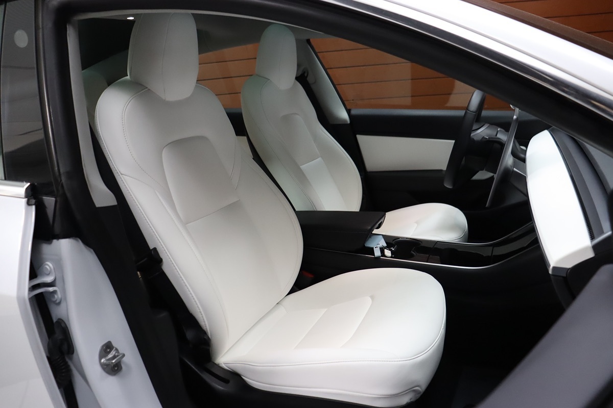 2020 Tesla Model 3 Long Range photo 42