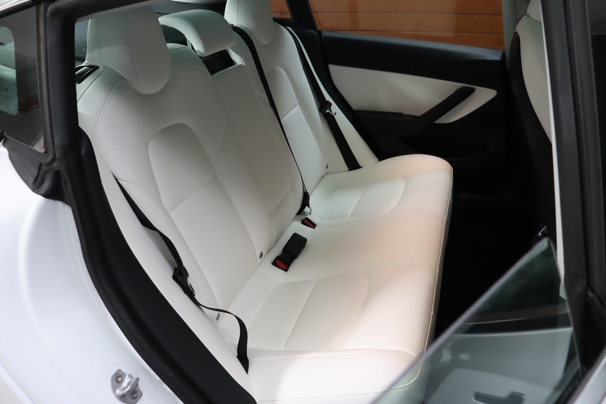 2020 Tesla Model 3 Long Range photo 48