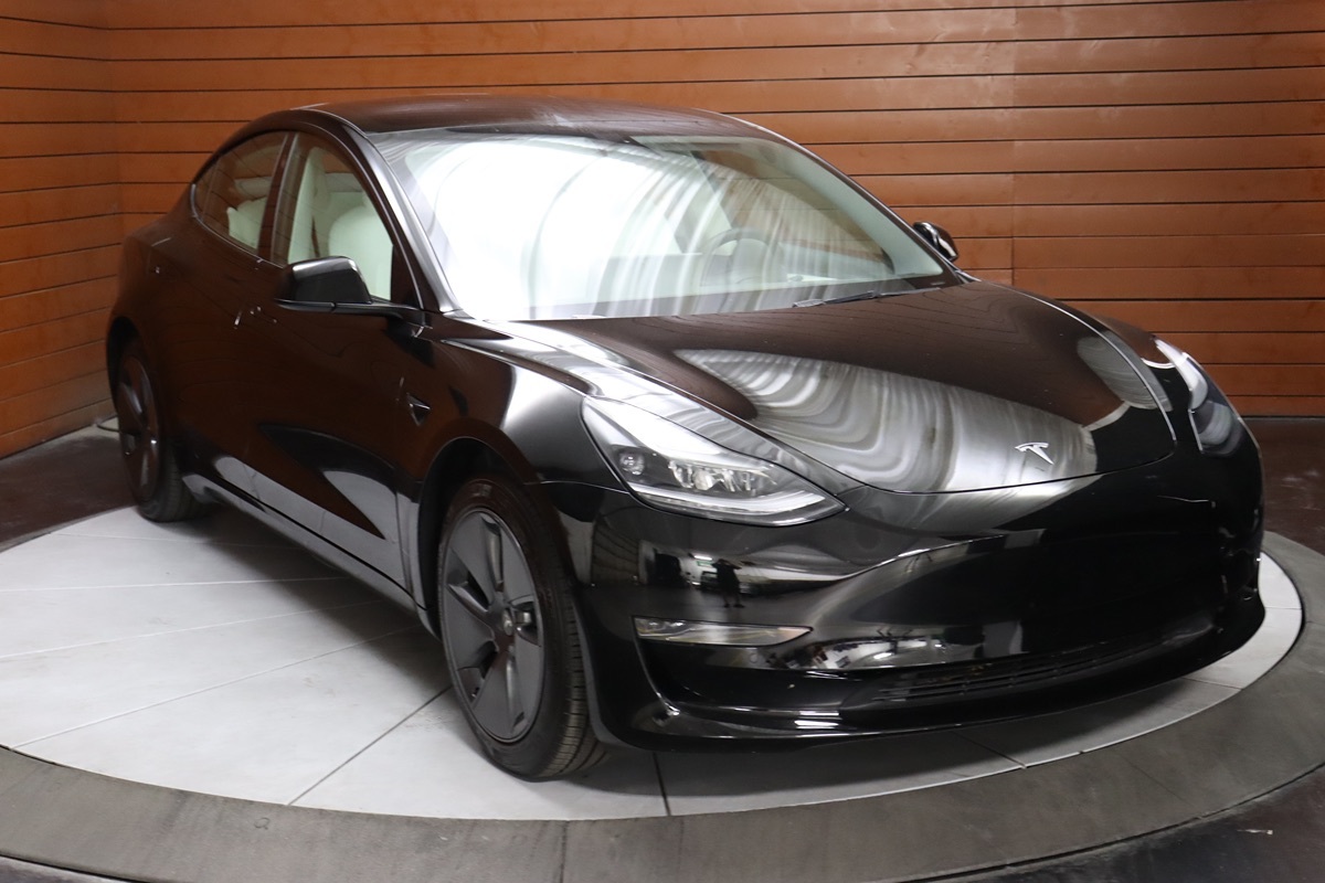 2022 Tesla Model 3 photo 9
