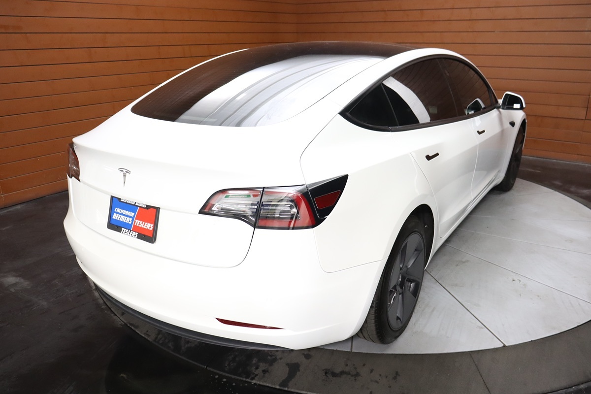 2022 Tesla Model 3 photo 17