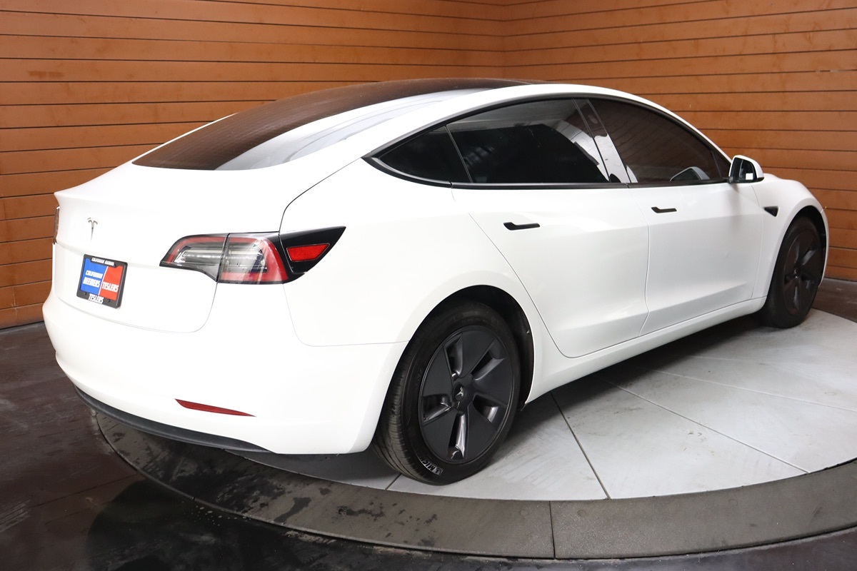 2022 Tesla Model 3 photo 16