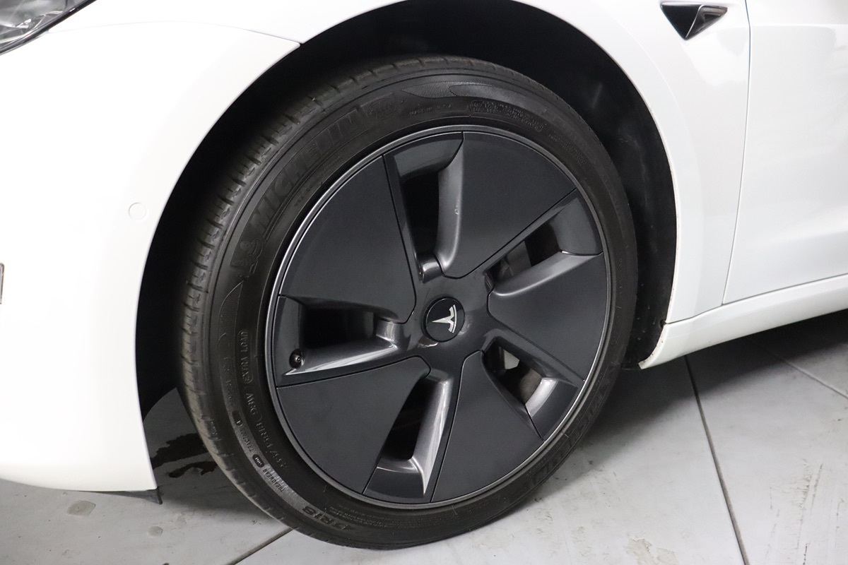 2022 Tesla Model 3 photo 3