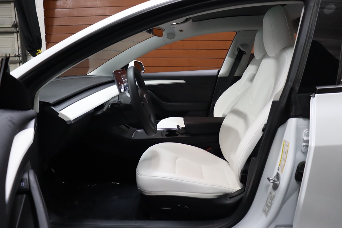 2022 Tesla Model 3 photo 30