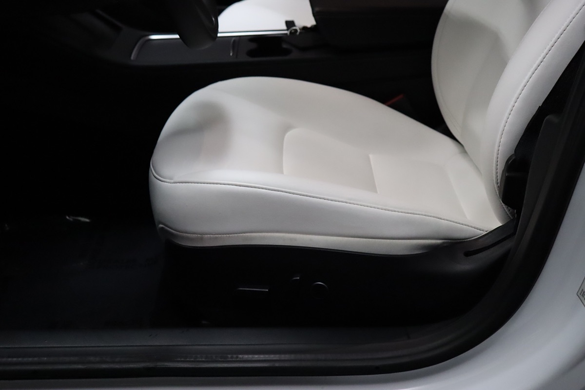 2022 Tesla Model 3 photo 31
