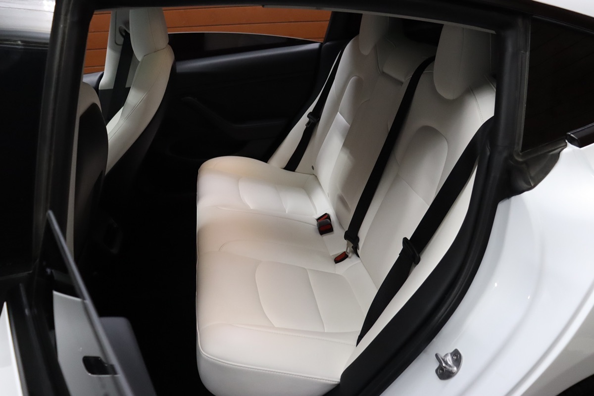 2022 Tesla Model 3 photo 36