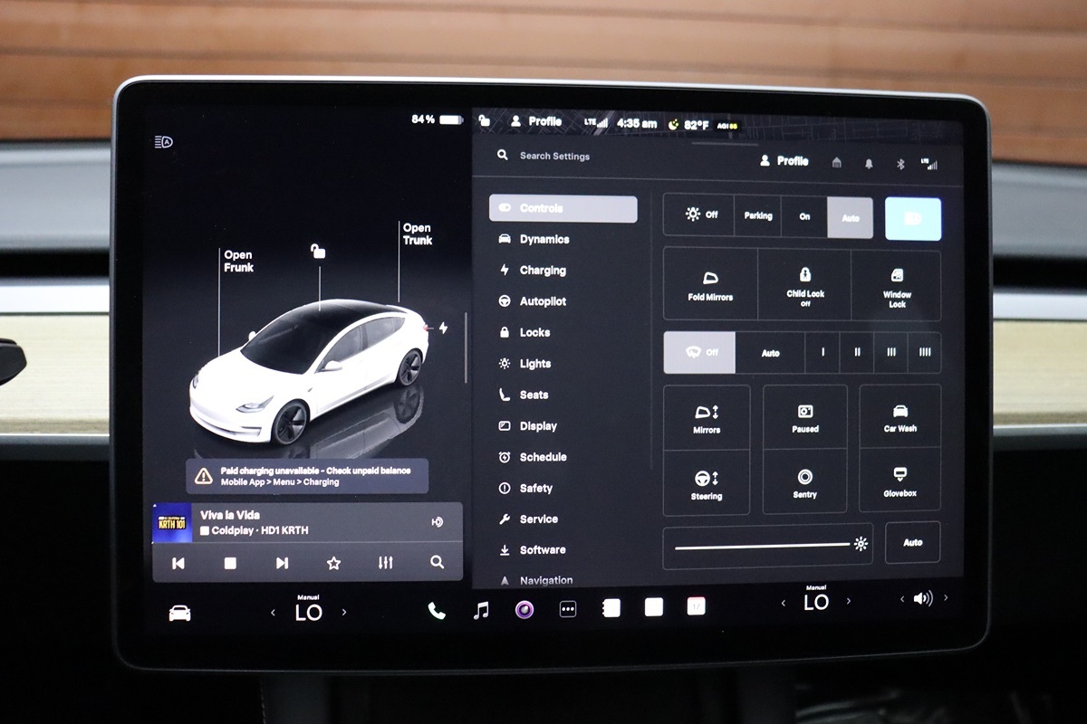 2023 Tesla Model 3 photo 17