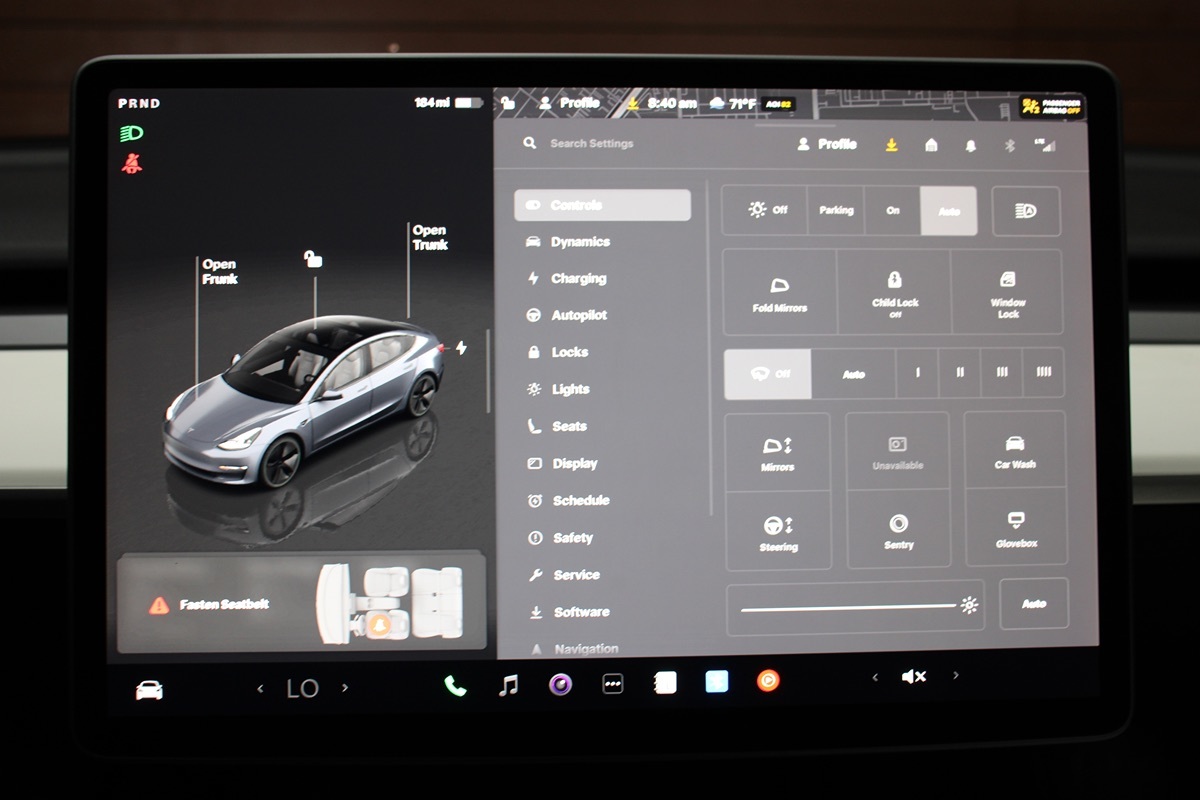 2023 Tesla Model 3 Long Range photo 10
