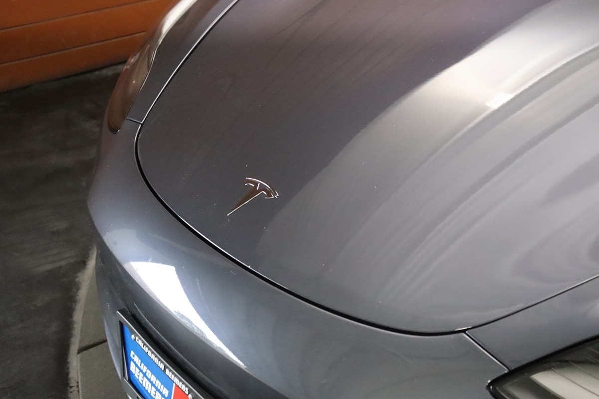 2023 Tesla Model 3 Long Range photo 3