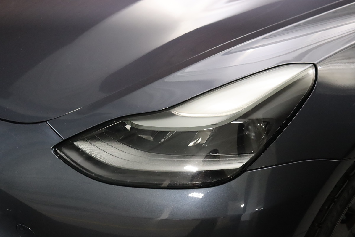2023 Tesla Model 3 Long Range photo 2