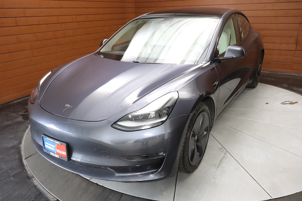 2023 Tesla Model 3 Long Range photo 7