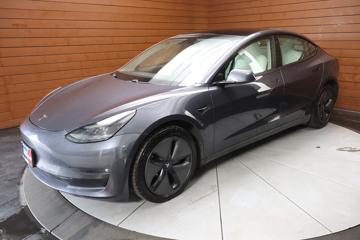 2023 Tesla Model 3 Long Range photo 6