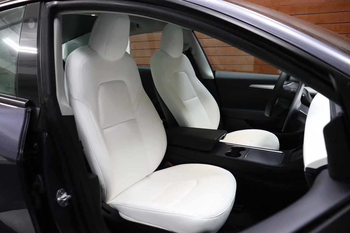 2023 Tesla Model 3 Long Range photo 15
