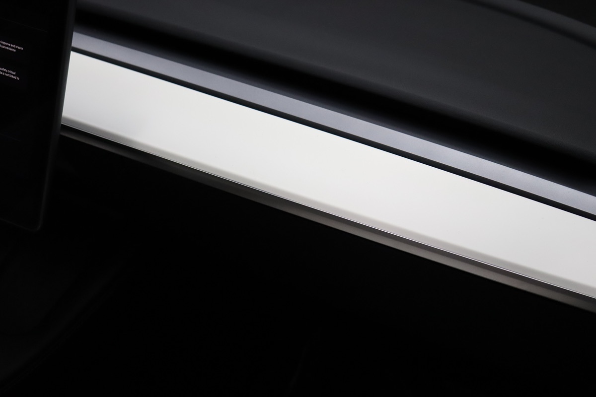 2023 Tesla Model 3 Long Range photo 18