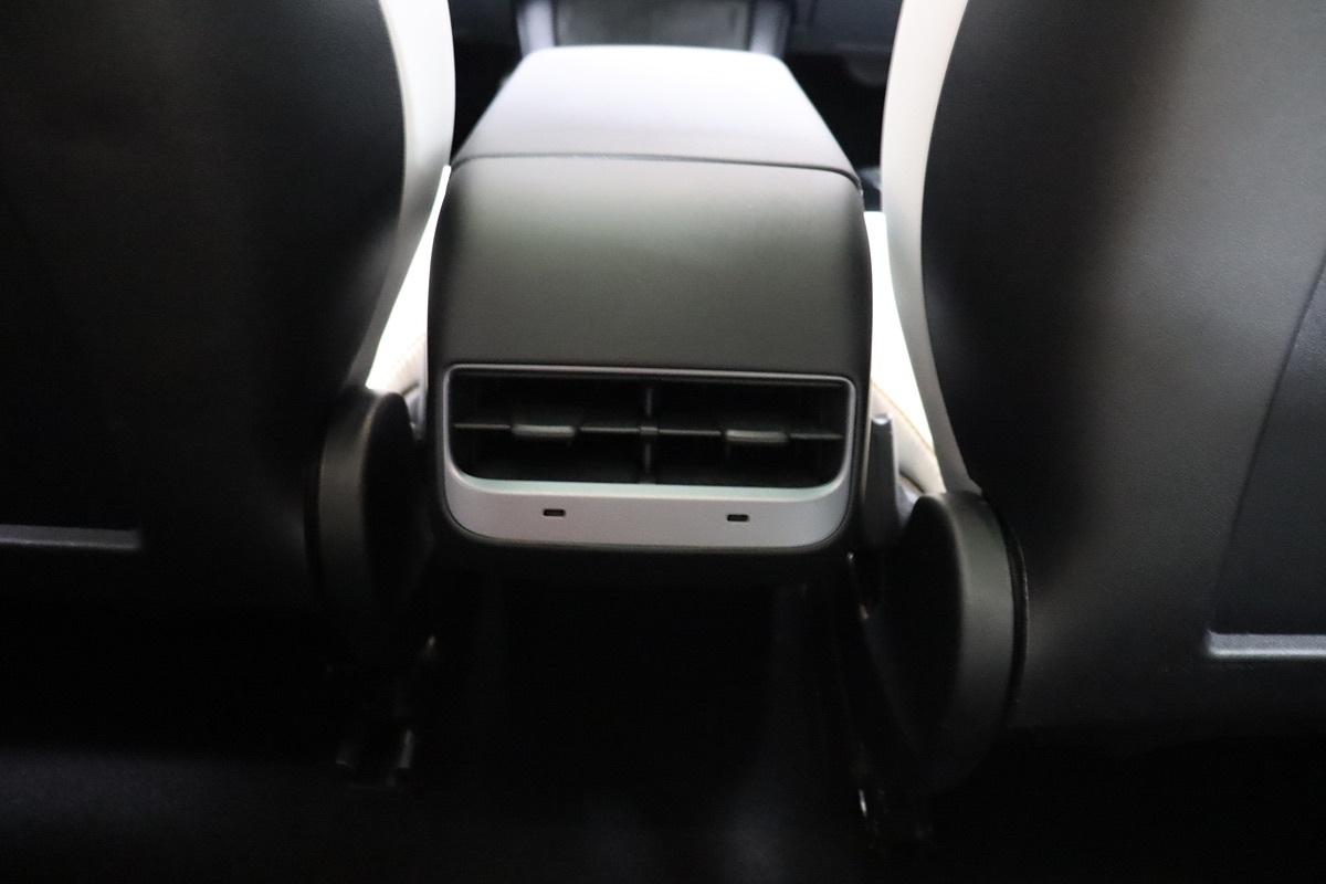 2023 Tesla Model 3 Long Range photo 24