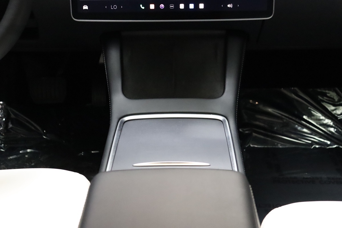 2023 Tesla Model 3 Long Range photo 25