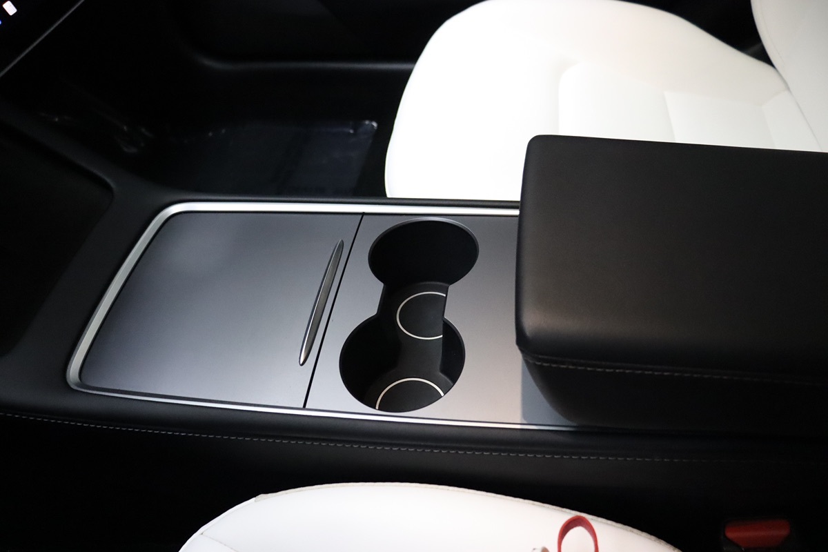 2023 Tesla Model 3 Long Range photo 31