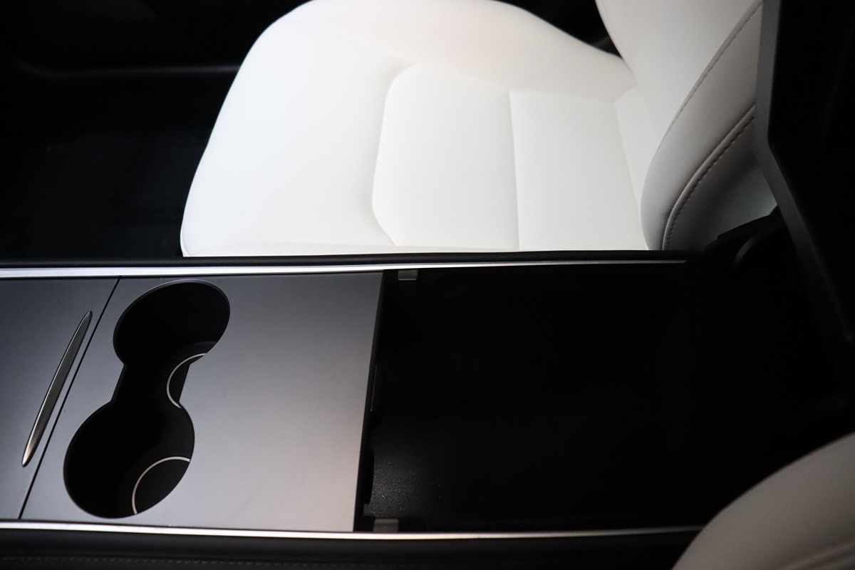 2023 Tesla Model 3 Long Range photo 33