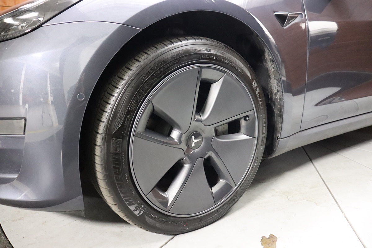 2023 Tesla Model 3 Long Range photo 39