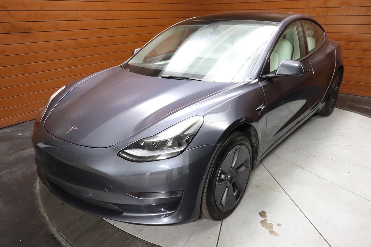 2023 Tesla Model 3 Long Range photo 40