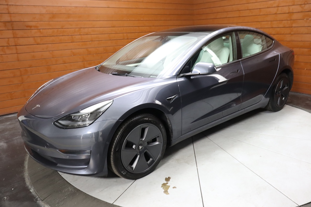 2023 Tesla Model 3 Long Range photo 42