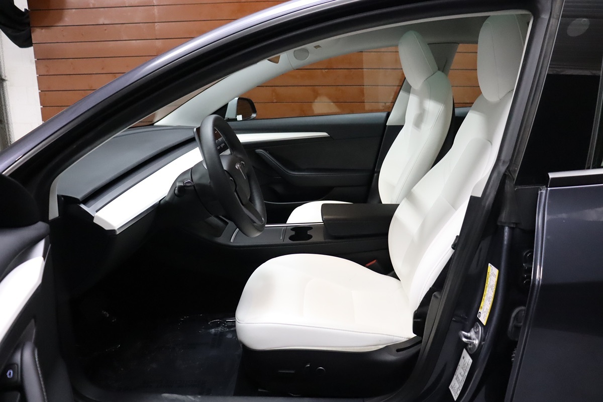 2023 Tesla Model 3 Long Range photo 45