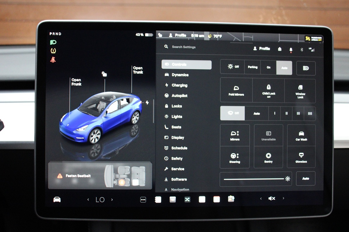 2023 Tesla Model Y Long Range photo 25