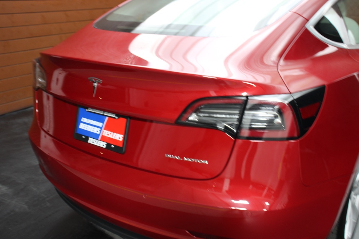 2020 Tesla Model 3 Long Range photo 13