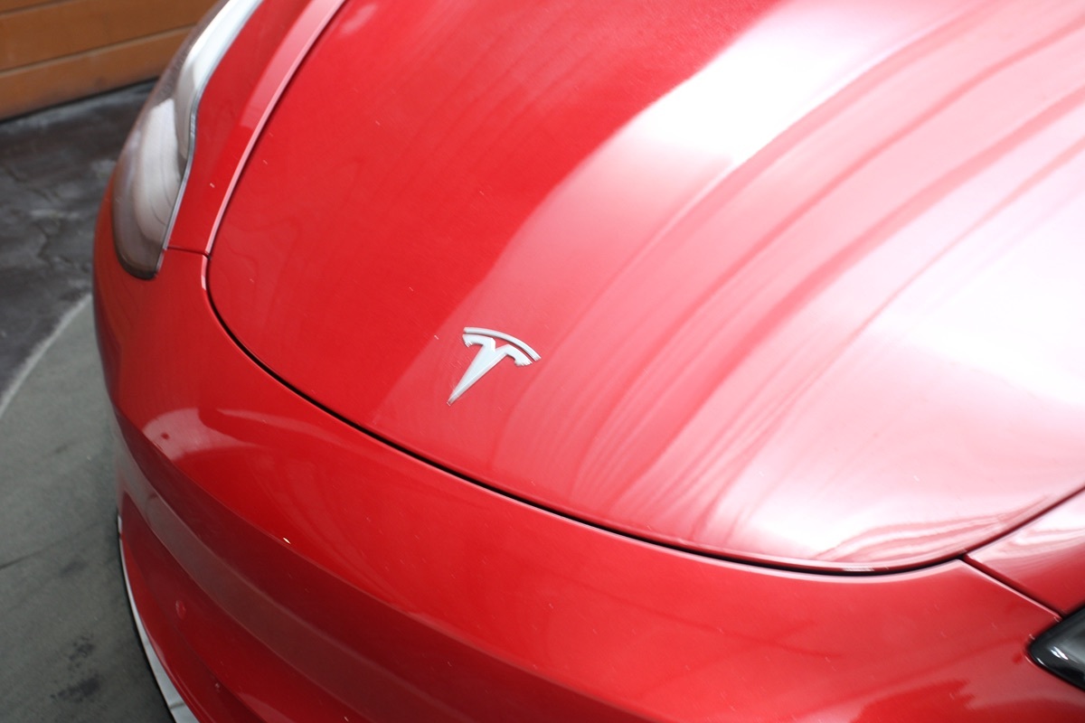 2020 Tesla Model 3 Long Range photo 3