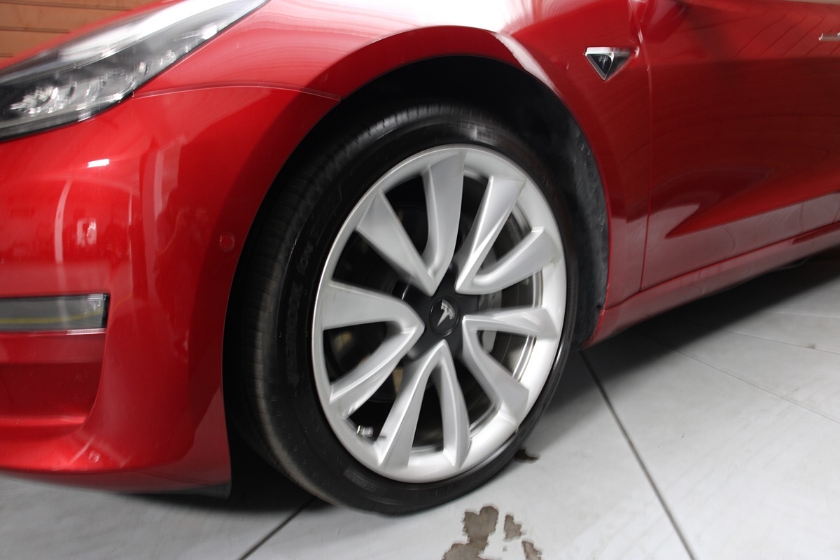 2020 Tesla Model 3 Long Range photo 6